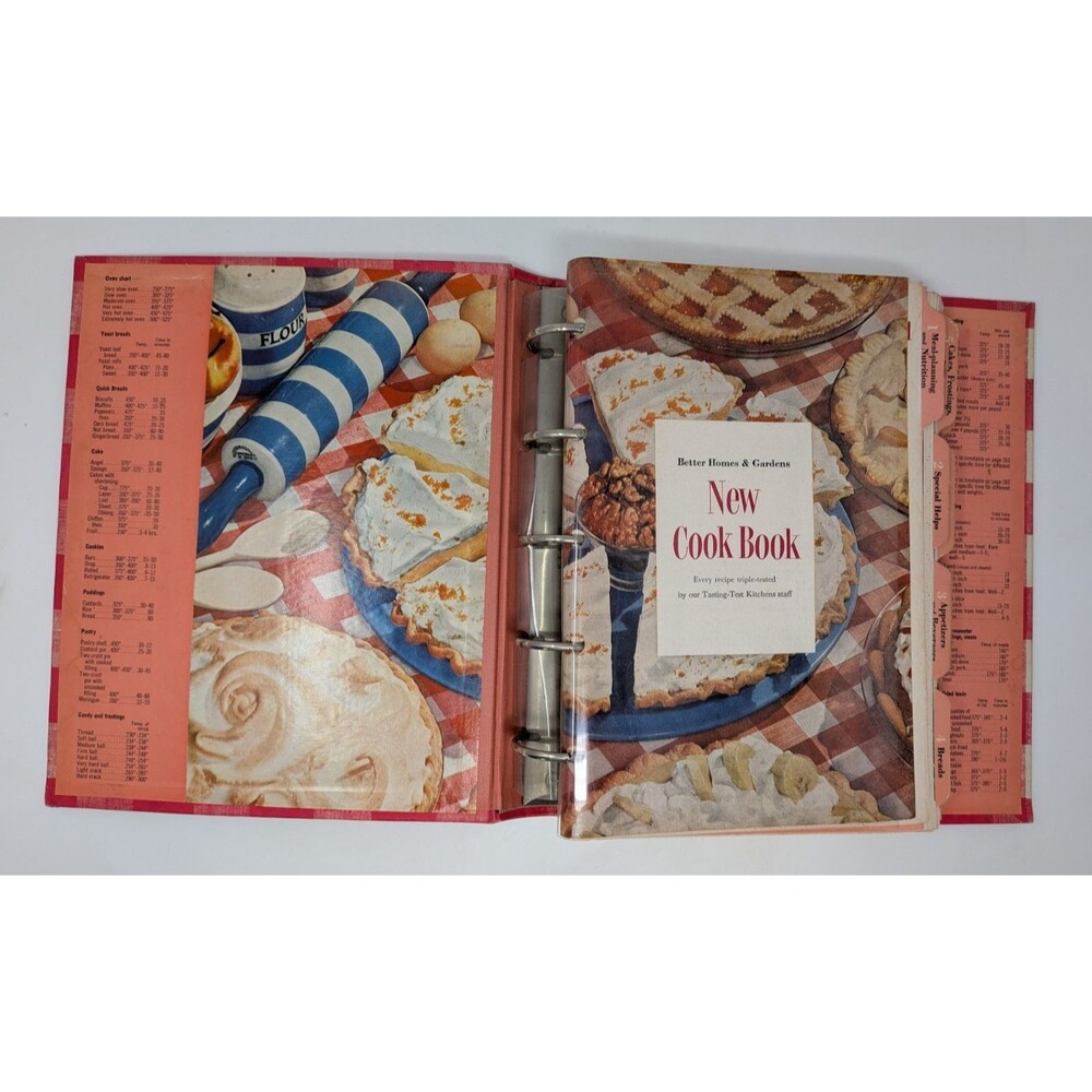 Vintage 1953 Better Homes Gardens New Cook Book First Edition 9th print Binder - Picture 4 of 7